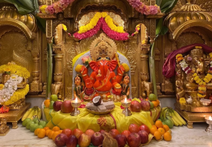 Siddhivinayak :सिद्धिविनायक मंदिरात भाविकांची अलोट गर्दी! अधिक महिन्यातील संकष्टी चतुर्थीला गणरायाच्या चरणी हजारो भाविक नतमस्तक