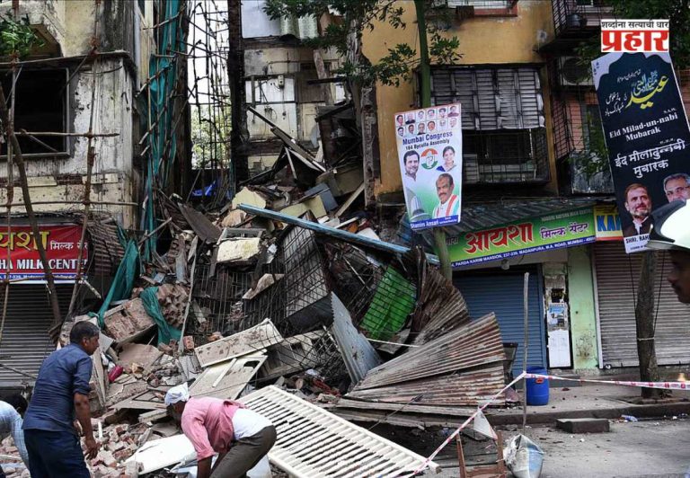 Wall Collapses : धक्कादायक! धोकादायक इमारतीच्या पाडकामादरम्यान भिंत कोसळली; सुदैवाने जीवितहानी नाही