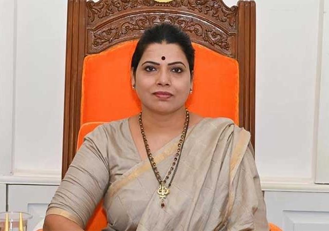 Ritu Tawde : धमक्यांना घाबरत नाही, बॉम्बस्फोट धमकीच्या ईमेल वर महापौर रितू तावडेंची प्रतिक्रिया