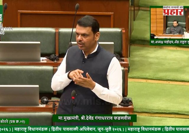 Devendra Fadnavis : लवकर पूर्ण होतील अशी जलसंधारणाची कामे प्राधान्याने पूर्ण करा, मुख्यमंत्र्यांचे निर्देश