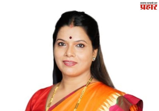 Mumbai Mayor Accident : मुंबईच्या महापौर रितु तावडे यांच्या ताफ्याला सायन पुलावर अपघात; सुदैवाने कोणतीही जीवितहानी नाही