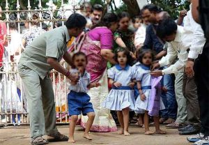 First Day of School : शाळेतील पहिल्या दिवसाच्या स्वागताचा उत्सव : ‘शाळा प्रवेशोत्सव’