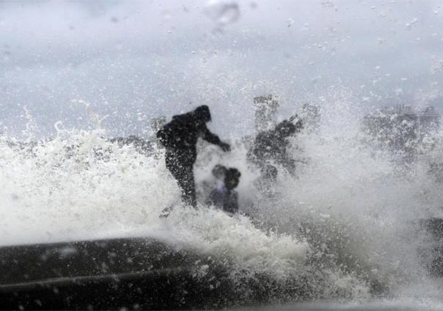 High Tide : यंदाच्या पावसाळ्यात २४ वेळा समुद्राला येणार मोठी भरती