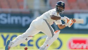 Ind vs SL 2nd Test Rishabh Pant : ऋषभ पंतचा ऐतिहासिक पराक्रम; दुखापतीनंतर मैदानात परतत धोनीचा विक्रम मोडला!