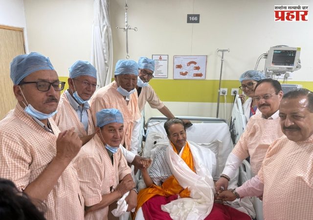 Sonam Wangchuk Fast : 26 दिवसांनंतर सोनम वांगचुक यांनी सोडलं उपोषण; हिंसाचार टाळण्यासाठी घेतला मोठा निर्णय