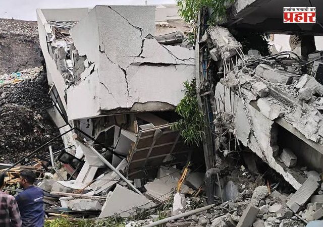 Moshi Building Collapse : दीड वर्षांचा संसार क्षणात उद्ध्वस्त; पत्नीला शेवटचा मेसेज पाठवून भावेशवर काळाचा घाला