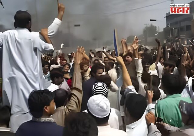 POK : पीओकेमध्ये आंदोलन चिघळले! मृत आंदोलनकर्त्यांनाही 'दहशतवादी' ठरवण्याचा पाकिस्तानवर आरोप