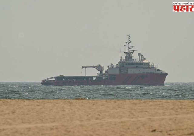 Strait of Hormuz : होर्मुज सामुद्रधुनीतून जाणाऱ्या जहाजांवर भारतीय नाविकांच्या तैनातीला मनाई