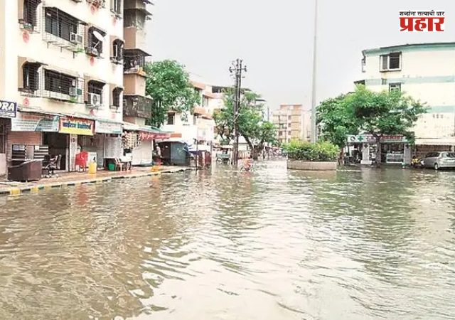 Vasai Rain : मुसळधार पावसाचा फटका! वसईत इमारतीचा सज्जा कोसळला, रस्ते जलमय