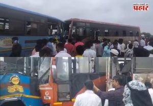 Jalna Bus Accident : जालना-बीड महामार्गावर भीषण अपघात! दोन एसटी बसची समोरासमोर धडक; चालकांसहअनेक प्रवासी जखमी