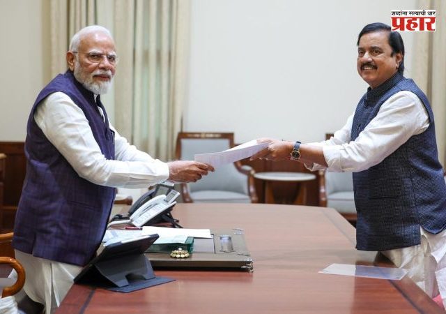 Sunil Tatkare meets PM Modi : सुनील तटकरेंनी घेतली पंतप्रधान मोदी यांची भेट; महाराष्ट्राच्या राजकारणात खळबळ