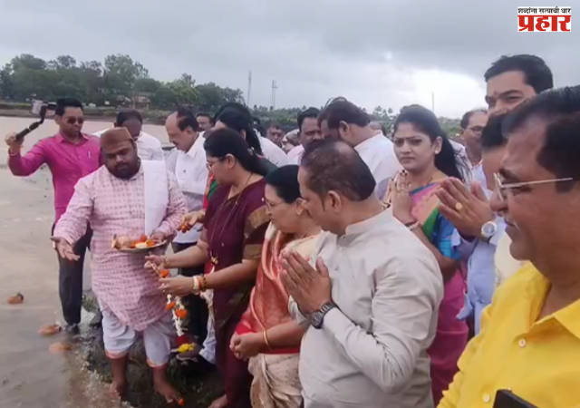 Nashik : तब्बल चार वर्षानंतर गंगापूर धरण आणि गोदावरीला सन्मान , महापौर हिमगौरी अडके यांच्या हस्ते गंगापूर धरणाचे जलपूजन