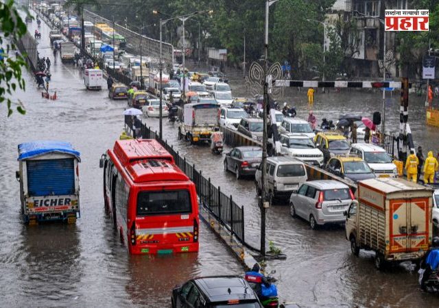 Mumbai Rain : मुंबईत मुसळधार पावसाचा तडाखा! २९१ ठिकाणी झाडे कोसळली, २२ ठिकाणी भिंती-घरांचे नुकसान; पुढील २४ तास अतिवृष्टीचा इशारा