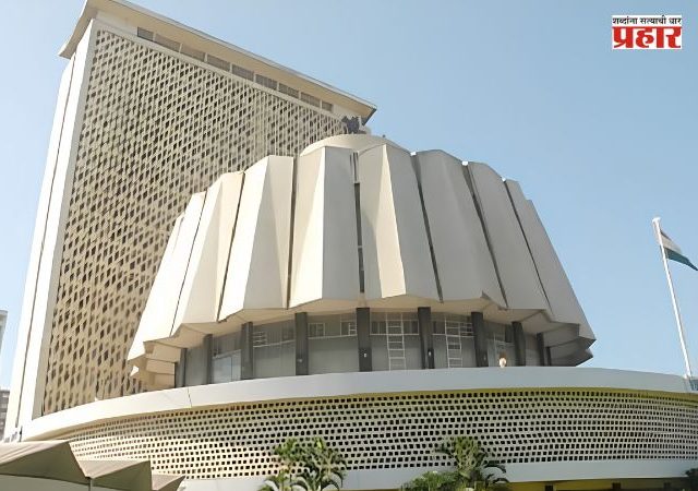 Maharashtra Monsoon Session 2026 : अधिवेशनाला येणाऱ्या मंत्री, आमदारांनाही पावसाचा फटका; कामकाज स्थगित