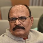 अनंत काळपर्यंत शब्दांमध्ये राहू…