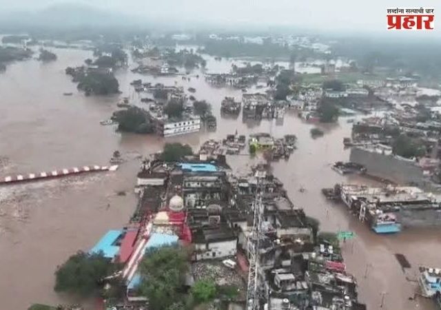 Chitrakoot Flood : चित्रकूटमध्ये मंदाकिनी नदीला महापूर; रामघाट परिसर पाण्याखाली, 200 जणांची सुटका