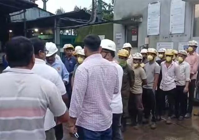Mahad Gas Leak : महाड एमआयडीसीत गॅस गळती; इंडो अमाईन्समधील दोघांचा मृत्यू, ३४ कामगारांची तब्येत बिघडली