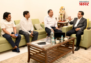 Nitesh Rane : सिंधुदुर्गातील मोबाईल नेटवर्कच्या समस्येवर कायमस्वरूपी तोडगा निघणार; पालकमंत्री नितेश राणे यांचे जिओच्या अधिकाऱ्यांना निर्देश