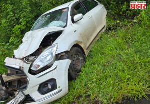 ST bus accident : रत्नागिरीत एसटी बसची मोटारीला धडक; तिघे जखमी