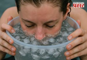 Ice Water Facial : एक रुपयाही खर्च न करता मिळवा सेलिब्रिटींसारखा ग्लो! काय आहे हे 'आइस वॉटर फेशिअल'? जाणून घ्या गुपित