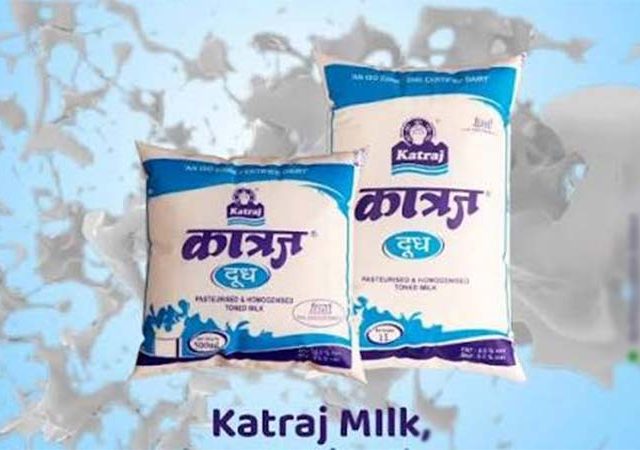 Milk Price : ...म्हणून दुधाच्या दरात वाढ, 'या' दिवसांपासून लागू होणार दरवाढ