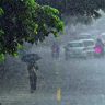 Maharashtra Weather Update : पुढचे ४८ तास अत्यंत महत्त्वाचे! महाराष्ट्रातील 'या' १३ जिल्ह्यांमध्ये धो-धो पावसाचा इशारा