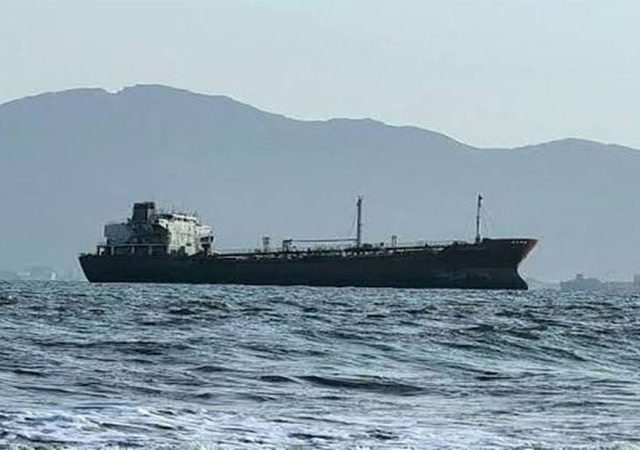 Pirates kidnap Indians : सागरी चाच्यांचा धुमाकूळ, २२ भारतीयांसह ३० जणांचे अपहरण; येमेन आणि सोमालियाच्या समुद्रातील धक्कादायक घटना