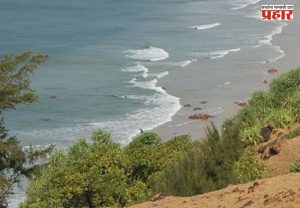 Ganpatipule Beach : पर्यटकांची प्रतीक्षा संपली! गणपतीपुळे समुद्रकिनारा खुला, प्रशासनाने दिला सर्तकतेचा इशारा