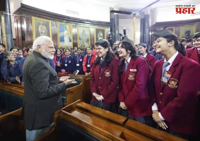 One Day One University Scheme : Gen Z सोबत थेट संवाद साधणार केंद्र सरकार; केंद्रीय मंत्र्यांची विद्यापीठांमध्ये भेट, ‘एक दिवस, एक विद्यापीठ’ योजनेची चर्चा