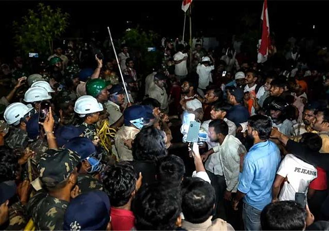 Jharkhand : झारखंडमध्ये झामुमो - काँग्रेस सरकारचा विद्यार्थ्यांवर लाठीमार