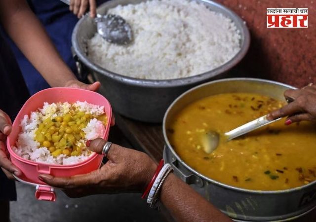 Chandrapur ashram school food poisoning : चंद्रपुरात भयंकर प्रकार! वरणाच्या पातेल्यात शिजली पाल; आश्रमशाळेतील ३१ विद्यार्थ्यांना विषबाधा!