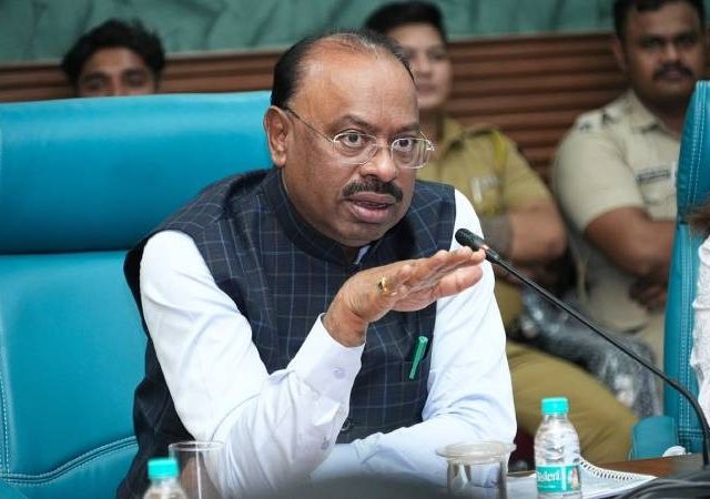 Chandrashekhar Bawankule News: महसुलमंत्र्यांचा 'आदर्श नोंदणी पॅटर्न' आता देशभरात, मंत्री चंद्रशेखर बावनकुळेंचे केंद्रीय सचिवांकडून कौतुक