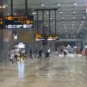 Delhi Airport Flooded : मुसळधार पावसाने दिल्ली विमानतळ पाण्याखाली! टर्मिनलवर साचले पाणी, प्रवाशांचे हाल अन् IMD कडून 'यलो अलर्ट' जारी