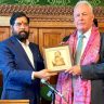 Eknath Shinde : उपमुख्यमंत्री एकनाथ शिंदेंना ‘स्टेट्समनशिप अवॉर्ड’; ब्रिटिश गुंतवणूकदारांना महाराष्ट्रात येण्याचे आवाहन