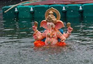 Ganpati Visarjan 2026 : 'पुढच्या वर्षी लवकर या'! मुंबईत 11 व्या दिवशी 430 गणेश मूर्तींचे विसर्जन