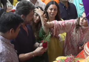 Lalbaugcha Raja : लालबागच्या राजाच्या दर्शनासाठी शाहरुख खानची हजेरी; कुटुंबासह घेतले बाप्पाचे दर्शन