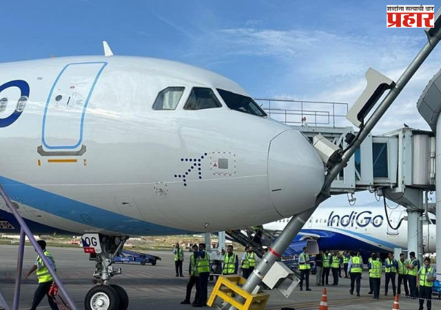 IndiGo flight accident : नवी मुंबईहून श्रीनगरला जाणारे इंडिगोचे विमान विमानतळावर पार्किंग करताना खांबाला धडकले; सर्व प्रवासी सुरक्षित
