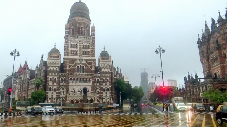 BMC : मागील २८ दिवसांमध्ये अस्वच्छता करणाऱ्यांकडून १८.७० लाखांचा दंड वसूल; तब्बल १,३३६ प्रकरणांमध्ये महापालिकेने केली दंडात्मक कारवाई