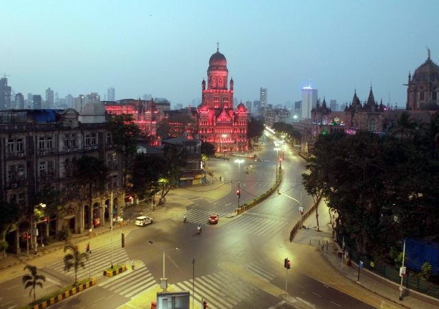 BMC News : मुंबईत ७० वर्षांवरील ज्येष्ठांना आयुष्यमान वय वंदना कार्ड; एमडीसी अभियानाचा २ ऑक्टोबरपासून शुभारंभ,महापालिकेच्यावतीने १०० दिवसांचा कार्यक्रम जाहीर