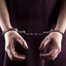 Raigad Crime : थरारक! भांडण सोडवायला गेलेल्या मध्यस्थाचा घात; एकाच चुकीने संपला खेळ, महिलेला अटक