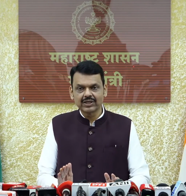 मुख्यमंत्र्यांचा राहुल गांधींवर हल्लाबोल; म्हणाले, "विरोधी पक्षांची मानसिकता अति डावी, त्यांचा मेंदूच चोरीला गेलाय"