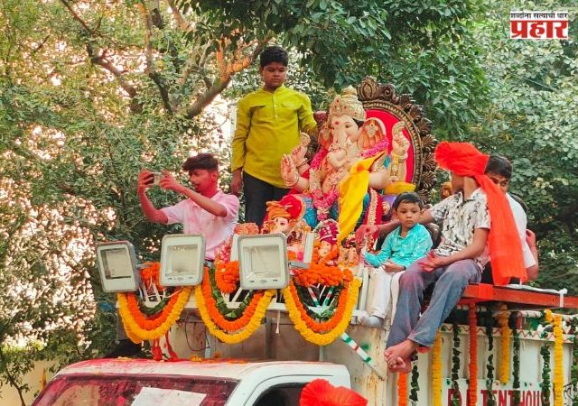 Maharashtra Sadan Delhi : दिल्लीतील महाराष्ट्र सदनात गणेशोत्सवाची दिमाखात सांगता; भव्य मिरवणुकीने गणरायाला निरोप