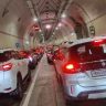 Mumbai Coastal Road Traffic: कोस्टल रोडच्या बोगद्यात भीषण अपघात, वाहनांची भलीमोठी रांग; Video