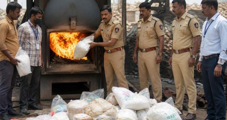 नवी मुंबई पोलिसांची मोठी कारवाई; २६.३० कोटींचे ७२६ किलो ड्रग्स नष्ट!