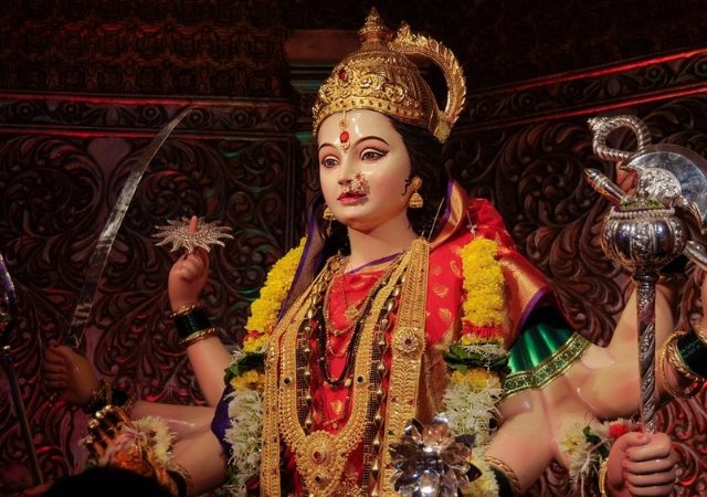Navratri 9 Days Colours 2026: नवरात्रीच्या ९ दिवसांचे रंग कोणते ? पाहा संपूर्ण यादी
