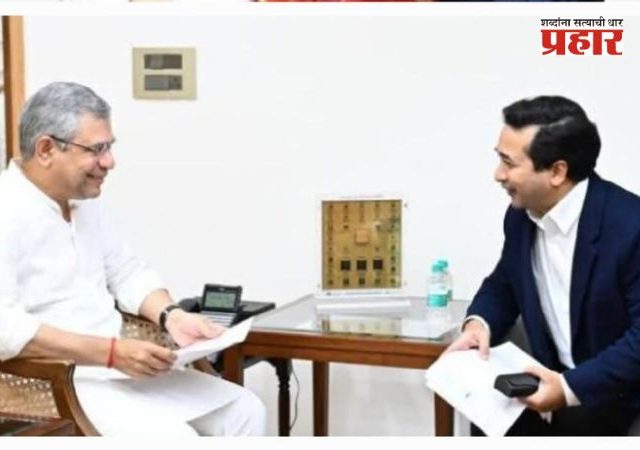 Mumbai To Sawantwadi : गणेशोत्सवात कोकणवासियांना मोठे गिफ्ट! मुंबई ते सावंतवाडी दैनिक एक्सप्रेस सेवा आजपासून सुरू; हिरवा झेंडा दाखवून शुभारंभ