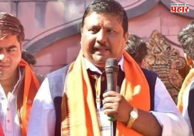 महाराष्ट्र अल्पसंख्याक आयोगाचे अध्यक्ष वादाच्या भोवऱ्यात - १९९३ च्या मुंबई बॉम्बस्फोटातील दोषी अबू सालेमची भेट घेतल्याचा विश्व हिंदू परिषदेचा दावा