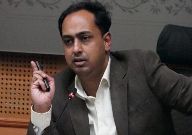 Nashik : नावीन्यपूर्ण उपक्रम राबवा, प्रभावी दस्तऐवजीकरण करा, आयुष प्रसाद यांचे आवाहन