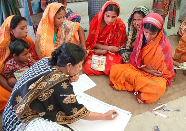 Women Empowerment : महिला बचत गटांना खेळते भांडवल वाढवून द्या..