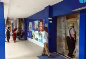 Bank Strike : बँक कर्मचाऱ्यांचा 3 दिवसांचा संप अखेर मागे; ग्राहकांना मोठा दिलासा